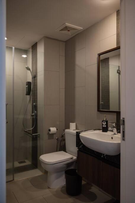 Fantasy Funland Retreat By The Only Bnb Tanjung Tokong Екстериор снимка